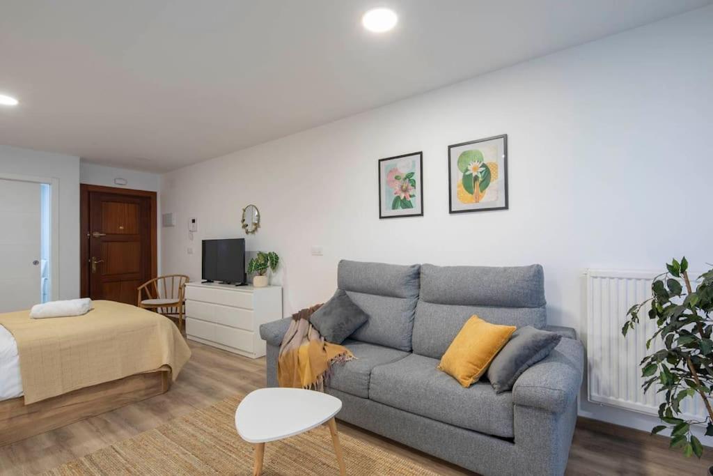Lindo Estudio En El Centro Appartamento Vigo
